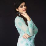 Ketaki Kulkarni Instagram - feeling blue 🩵✨🦋 Wearing @behkiiofficial Makeup and hair @glamorous_vanshikajain Captured by @the.redframe_ Edited by @sk__sunny_007 #ketakikulkarni #chikankari #kurti #indian #indianwears
