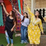 Ketaki Kulkarni Instagram - Straight from the sets of #baateinkuchankaheesi 🤭❤️ #nowshowing #disneyplushotstar #starplus #reels #reel #viral #trending #trendingreels #dance #dancereels