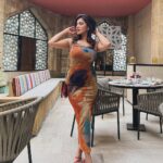 Ketika Sharma Instagram - 🧡