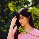 KhanZaadi Instagram - 🍃
