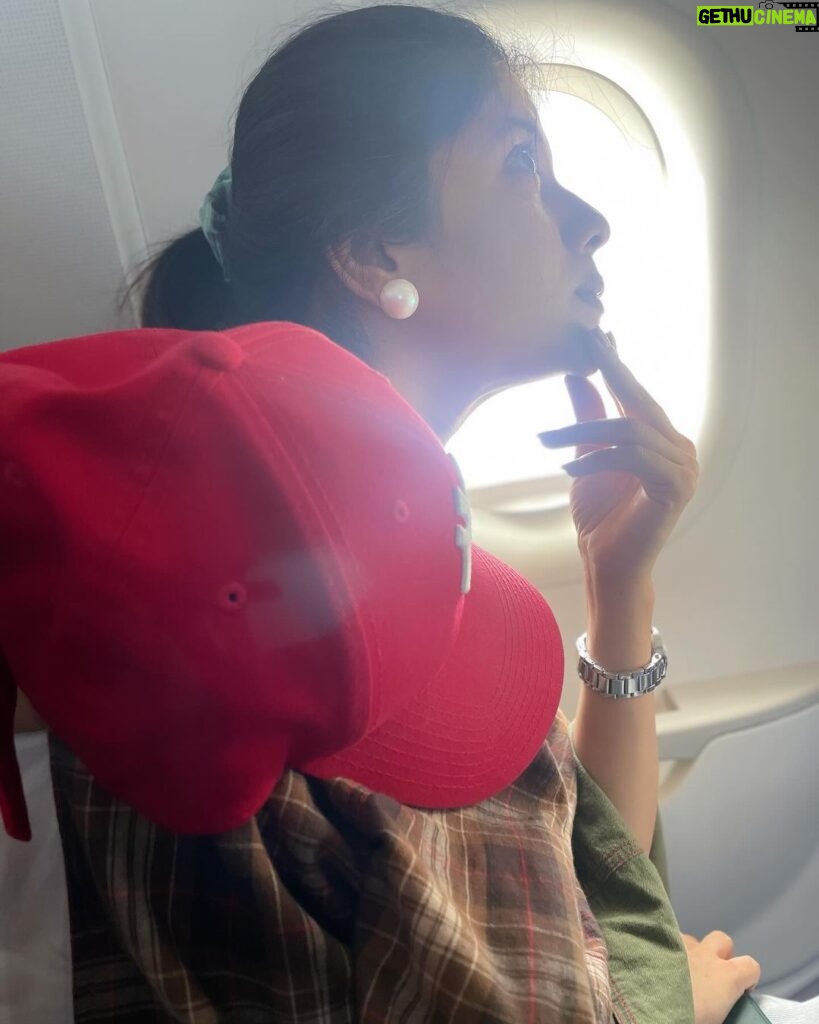 Kinjal Rajpriya Instagram - Flight Mode ✈️ Best of self-assessments happen above the clouds. Steady grounds enable higher flights ✨ Though I was thinking about baseball 😅#Yankees 🫶