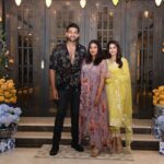 Lavanya Tripathi Instagram - La familia!!!♥️♥️♥️ Thanks for the wonderful night!