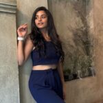 Lavanyaa Instagram - In a world obsessed with butterflies Be a dragonfly🧚🏼‍♀️ Pc - @kannadhasann #selflove #loveforever #insta #instagram #cafe #chennai #butterflies #dragonfly #eve #sunlight #sunkissed #nature #authentic #asthetic #life #beautifull #positive #random #kaaraaatakaara Chennai, India
