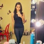Lavanyaa Instagram - She remembered who she was and the game changed 🎯 #insta #instagood #instagram #modelshoot #acting #black #me #myself #game #change #permanent #actress #picoftheday #picture #love #mirror #mirrorselfie Chennai, India