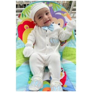 Loveleen Kaur Sasan Instagram - He’s has our whole heart & soul🤍🤍
Let me introduce our second Baby “Prince”🤴🧿

We love you to the sun & back .. coz the moon is too close & our love goes faaaar beyond that 🤍🤍