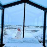 Madalsa Sharma Instagram - Just queening in my cabin in the snow….❄️☃️🤍 . . . . #whitechristmas #christmas #madalsasharma #iceland #panoramaglasslodge #instagood #instadaily #instamood #instapic #snow #cabininthesnow #love #gratitude Panorama Glass Lodge Iceland