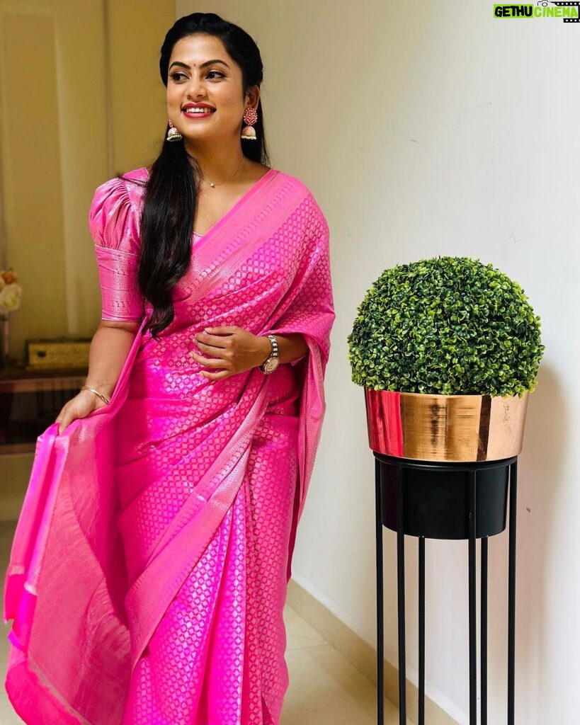 Madhumitha H Instagram - I just wanted to look pretty in pink. Saree by - @shree_roopacollections #saree #pinksaree #lovely #staycute #traditional #smile