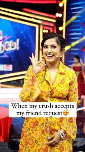 Madhumitha H Instagram - Hmm.. Hmm.. Enathu idhu? 🤪.. Neenga recent-ah ipdi feel panna scenario edhu?

#SunTV #SunReels #SunDigital