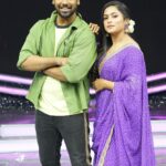 Madhumitha H Instagram - What Jhumka ?! @madhumitha.h_official 🤩🥳😉♥️🙌🏼💯🤟🏼 Styling : @oshinanil @varshonit Makeover : @artistrybygayu Video : @itsnavas_zone #aswathchandrasekar #vjaswath #madhumitha #janani #ethirneechal #ranjithame #suntv #jhumka #nuvvostanantenenoddantana #somethingsomething #dance #mrmanaivi #rockyaurranikipremkahani Sun Direct Tv Pvt Ltd