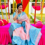 Madhumitha H Instagram – ✨🪷

Hairstyle by – @prabavathi_madhu 

#saree #ayudapooja #festivevibes #suntv #smilemore #pinkandblue #traditional #jewelry #jewellery #whitestone