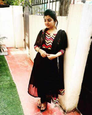 Mahalakshmi Shankar Instagram - Never ever give up…

Beautiful georgette with colourful cotton lace design salwar from @close2_heart_collections