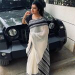 Mahalakshmi Shankar Instagram - Super soft georgette saree with boutique stitched bow blouse from @priyafashion_18 Rose gold jewellery set from @jd.boutiques