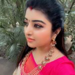 Mahalakshmi Shankar Instagram - After hearing from my friend, bought this beautiful korvai silk saree and beautiful pearl set from @athyiaattirestudio. Iam totally impressed. The saree was of good quality and in fact better looking in person than on the picture. Completely satisfied. Blouse designed and stitched by @lakshmi_lv14 Hair stylist @jenifer_hair_stylist_official