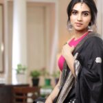 Malavika Jayaram Instagram - Photography: @georgemathewphotographyi Outfit: @milandesignkochi Styling: @arjun_vasudevs MUA: @femy_antony_makeup_artist . . . #grihalakshmi #ethnicwear #blackandsilver #lehenga #instamodels #beautycommunity