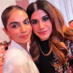Malvika Sitlani Instagram - My days 🌸 1. Finally, taking some selfies 🤳 2. Afternoon naps with Abby 😴 3. Mama’s haath ka khaana 🍛 4. Feeling confident 🕺 5. Night out with my girl 👯‍♀️ 6. Being 19 again 👧🏻 7. Movie nights 🍿 8. Blush addict, organizing my studio 💝 How was your week? 😍
