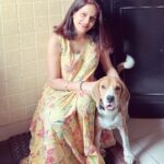 Manava Naik Instagram - holiday is a good day. #goodvibes #feel #happy #festival #festive #home #love #pet #beagle #dassera