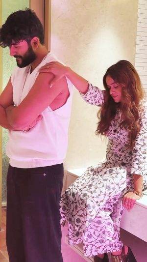 Manisha Rani Instagram - Tom and jerry 😂😂 
Ek dum overacting ki dukaan lgre 😂

Thankyou everyone for showering love on my new song Judaiyaan✨🐼

Go make your Reels on Judaiyaan✨❤️

@playdmfofficial @anshul300 @raghav.sharma.14661 ✨❤️