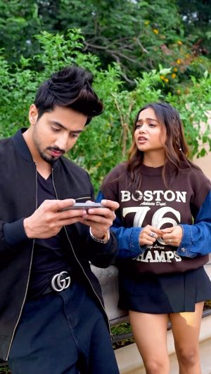 Manisha Rani Instagram - @manisharani002 Priyanka ne milke kyaa bola woh tho bataya nahi 🤪

#Faisusquad #Manisharani