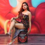 Manisha Rani Instagram - Kuch toh log kahenge nah suna kijye☝️😉😂#1piece#mrani Photography - @sagarfilms194 Location / @s3.mumbai Makeover - @deepika_artistry_makeup Mumbai, Maharashtra