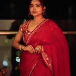 Manisha Rani Instagram - Diwali2023✨ Outfit by - @sheelasuthar.in Styling @littlepuffsofhappiness @mad.micron_ @_vaishnavii.3011 MUA @ayeshamakeovers_ Photography- @rspphotography2000 Mumbai, Maharashtra