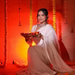 Manisha Rani Instagram - Diwali vibes high on happiness ✨ #1piece#manisharani#manishasquad#diwali2023 Makeover & hair - @kashishjain613