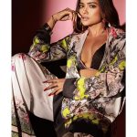 Manisha Rani Instagram - When you get a makeover you need, nay you Deserve. Shoot - @amitkhannaphotography Outfit & styling- @iamkenferns Makeover - @tapnrise Agency - @ppllike.us Mumbai, Maharashtra