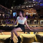 Manisha Rani Instagram - Life is a party. Dress like it. ... One of the best club of Goa👌 Must visit @romeolanegoa @tanishshekhargupta Romeo Lane Goa