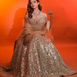 Manisha Rani Instagram - Festive Season 🧡✨ #manisharani #manishasquad #diwali #vibes Makeover- @kashishjain613 Mumbai, Maharashtra
