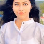 Manjusha Martin Instagram - Ok Kanmani 🥰 Very quick one Cam @martinkm2020 🥰