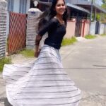 Manjusha Martin Instagram - Jhume Re Gori ❤️ Current Fav 🥰 Cam @maneeshamartin1 😚🥰 #jhumeregori #gangubaikathiawadi #foryou