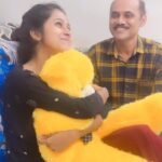 Manjusha Martin Instagram - Orikalum kittatha Pennine kurich swapnam kaanu 😂 Cam @maneeshamartin1 😘 Inframe @martinkm2020 😘@rani.martin6 😘