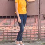 Manjusha Martin Instagram - Simply Little 🥰 Thank you so much for your huge love to my little videos ❤️ cute crop top from @little_pinky_collections_ ❤️‍🔥 Cam @rani.martin6 😚