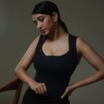 Manvita Kamath Instagram - Act like a lady..think like a boss ♠️🕶️ . . . @sandeep.mv @_sunburstt_ @abhilasha_kulkarni @harshasingh512 @stilerush_by_varshinijanakiram @kavya.shivashankar