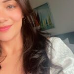 Megha Gupta Instagram - Miami October 2023 So much fun sharing my perspective of health and bio hacking at the @biohackingcongress @colette.biohackingmama my love.. you are phenomenal, the energy bank you possess is something else. Thank you for your assistance in so many ways 🤗 @electromagnetic_diet @vivarays @carrie_bacon the time we had was so less but extremely power packed. You both have a special place in my life. Carrie my dear, I love our “raising the tide for both the ships” conversation. You 💜 Grateful for everything that happened and everything that’s happening. Yes Universe, more of this please 💜 #health #wellness #biohacking #miami #usa #india #indian #bluelight #bluelightblockers #saree #speaker #meghagupta South Beach, Miami, Florida
