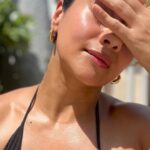 Megha Gupta Instagram - Abhyanga Abhyanga is a full-body ayurvedic massage that uses warm oil to promote overall health and well-being. So many benefits - Nourishes the entire body—decreases the effects of aging. Imparts muscle tone and vigor to the dhatus (tissues) of the body. Imparts a firmness to the limbs. Lubricates the joints. Increases circulation. Stimulates the internal organs of the body. Assists in elimination of impurities from the body. I largely use locally sourced coconut oil. I would maybe mix some cedar wood oil or myrhh or rose essential oil, depending on how I’m feeling at that moment. It’s a meditative ritual, almost like a ceremony with myself. It could be anytime of the day, for as long or as short as you would want it to be. Hope this helps, breathe well, megha #health #wellness #heal #oilmassage #abhyanga #goa #india #coconutoil #massage #meditation #hydration #skin #skincare #biohacking #ootd #sun #tropical #meghagupta