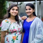 Meghana Lokesh Instagram - Years have passed..but nothing between us has changed! ❤️ @neeharikamulpur it was truly blissful to meet you and your lovely family 👨‍👩‍👧 @pradyumna_mulpur_productions #nostalgia #sheshirekhaparinayam #friendship Hyderabad