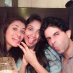 Mihika Verma Instagram - Some things can never change😀 @shrutitheactor @rajsingharora_actor I missed you guys and how!!!