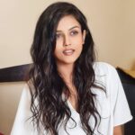 Mishti Instagram - The only obsession you should possess... is your ownself....🙈🙈🙈 #selfobsessed #selflove #love #instagood #instagram #loveyourself #instadaily #myself #selfie #selfcare #me #fashion #smile #instamood #picoftheday #instapic #happy #instafashion #beauty #stayhome #life #beyourself #style