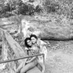 Mohena Singh Instagram - These photos represent such joy & happiness. We’ve had such great times together. You being one of my favourite persons. Now life has changed. Situations have changed. I don’t know how and when we’ll have such pictures again. Life is unpredictable. But one thing I know for sure I’ll always cherish these moments you see in these pictures. They are stored so deep in my heart. Love you always. And miss everything ♥️ Wish you a very Happy Birthday @vasundhrarajlaxmi bhabisa. Have a great great great time today ! #letsrewind #happybirthdayvasu #vasukabirthday #memories