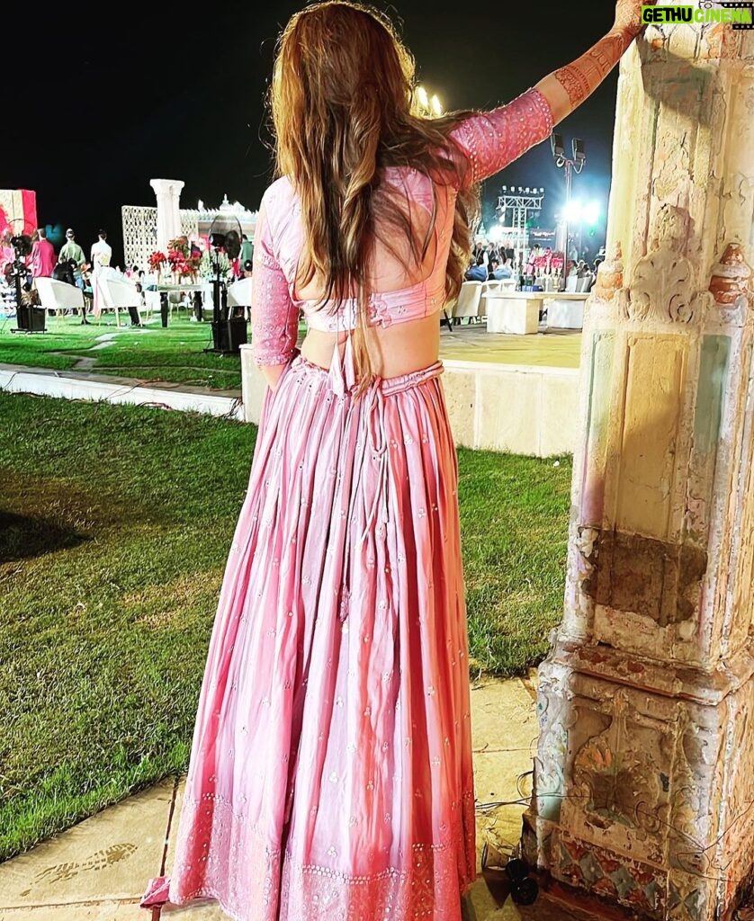 Mrinal Deshraj Instagram - Styling by: - @krishi1606 ♥ Lehanga choli by :- @krishna_boutique_3634 ♥ Mehndi by:- @shruti_mehendi_artist ♥ Nails by: - @sparklednails_bykhushii ♥ : #udaipur #fatehgarh #palace #bigday #enjoying #feelingspecial #grand #happiness #wedding #lavish #beautiful #love #enjoying #mreedaazle #mreenaldeshraj ♥ Fatehgarh Palace Hotel, Udaipur