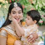 Mukti Mohan Instagram - A sprinkle of haldi and a whole lot of love💛🙌🏼 Jewellery : @vaidaan.official #KunalKoMiliMukti