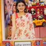 Nabanita Malakar Instagram - Ajke Didi No 1 thakche Nabanita di ❤️✨🤍@nabanitamalakar09 #nabanitamalakar #nabanitamalakar09 #nabanitamalakardoyel #nabanitians #nabanitamalakarofficial #tinni#neemphulermodhu #ragini#roopsagoremonermanush