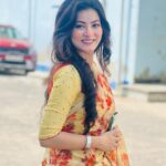 Nabanita Malakar Instagram - Ragini 🍁 #roopsagoremonermanush Monday to Sunday 8.30 P.M Sudhu matro #sunbangla @sunbanglaofficial @svfsocial #nabanitamalakar #nabanitamalakar09 #nabanitamalakarofficial Dassani 2 Studio