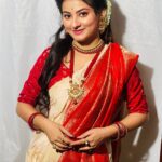 Nabanita Malakar Instagram - Ami Hasi Nanan rokom Hasi, kintu, Akee pose a …… ❤️ Hain etai Caption 🥰😬😎 RAGINI 🌸 #roopsagoremonermanush #trending #trendingreels #trendingsongs #trend #instagram #instagood #instadaily #nabanitamalakar #nabanitamalakar09 #nabanitamalakarofficial #nabanitamalakardoyel Dassani 2 Studio