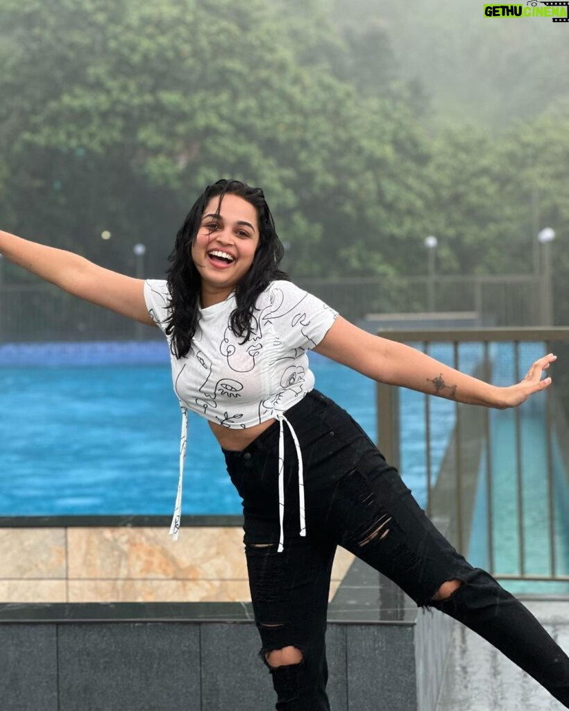 Nakshatra Murthy Instagram - Anyone who said sunshine ☀ brings happiness….has never danced in the Rain ☔ …… #nakshatramurthy
