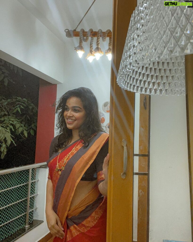 Nakshatra Murthy Instagram - 💫 just loving myself more in this saree ❤ Chennai, India