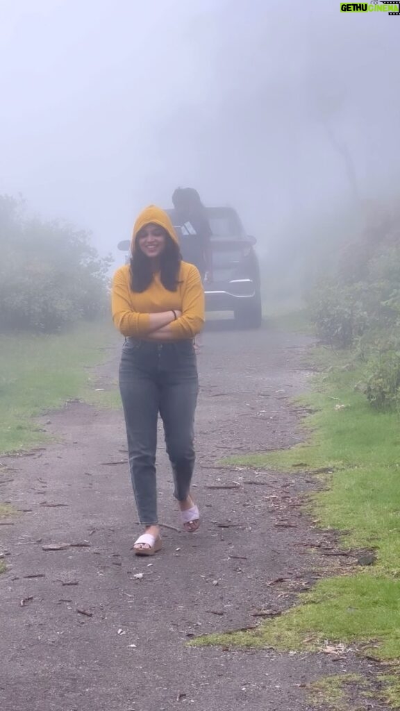 Nakshatra Murthy Instagram - The times I spend in these woods , The mist , in the nature are the times I feel most alive . It’s just my Go-To place forever ♾ 🏔🌬🌫❄🌲