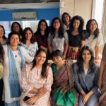 Navya Naveli Nanda Instagram - A boardroom full of women. That’s what we work for 👊🏼 #EntrepreNaari takes Bombay Stock Exchange! @bseindia