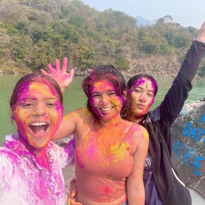 Nidhi Bhanushali Instagram - So grateful for this day to have repeatedly, with out fail, every year filled my life with joy and colours (literally).

Happy Holi 🌈

Taking this opportunity to share this cute video @surfingindia & @shreyas__pawar made from last year’s holi. 

P.s. - Incredibly missing my family and friends back at home. This occasion will always be slightly incomplete without them by my side.