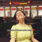 Nidhi Narwal Instagram - Just a gentle Reminder ♥️🌸 #nidhinarwal #lifeofnidhi #nidhinarwalpoetry #lifequotes #poem #love #trendingreels #explorepage✨ #spokenword #napowrimo